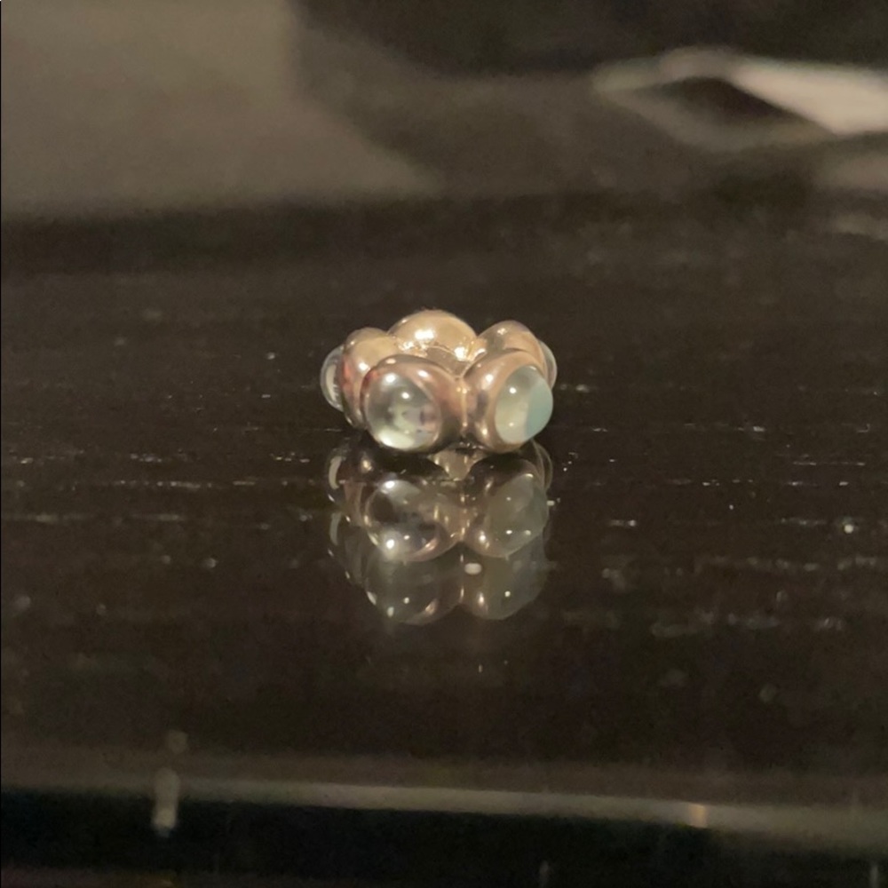 Pandora spacer